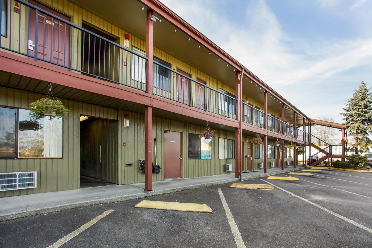 Arlington Motor Inn Exterior photo