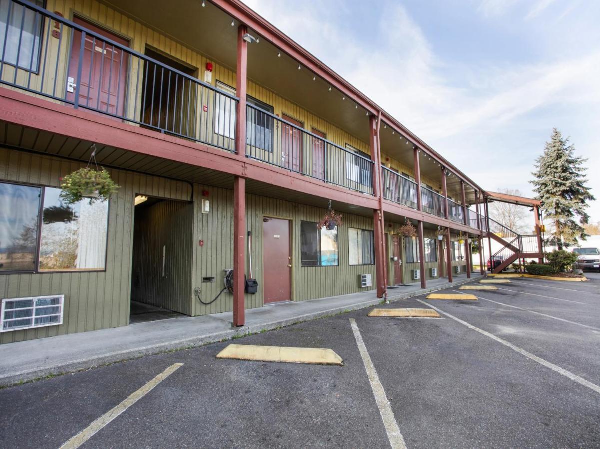 Arlington Motor Inn Exterior photo